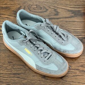 Puma Men's Light Gray and Tan Sneakers